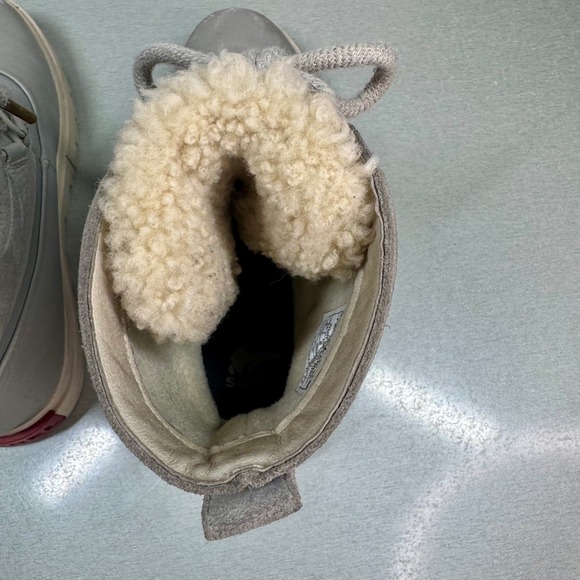 Sorel Waterproof Winter Boots Faux Fur Trim Lace Up Gray NL3926-081 Women's Sz 8 - Picture 9 of 11